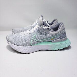 Nike React Infinity Run Flyknit 2 Running Shoes Gray/Mint Womens 7.5